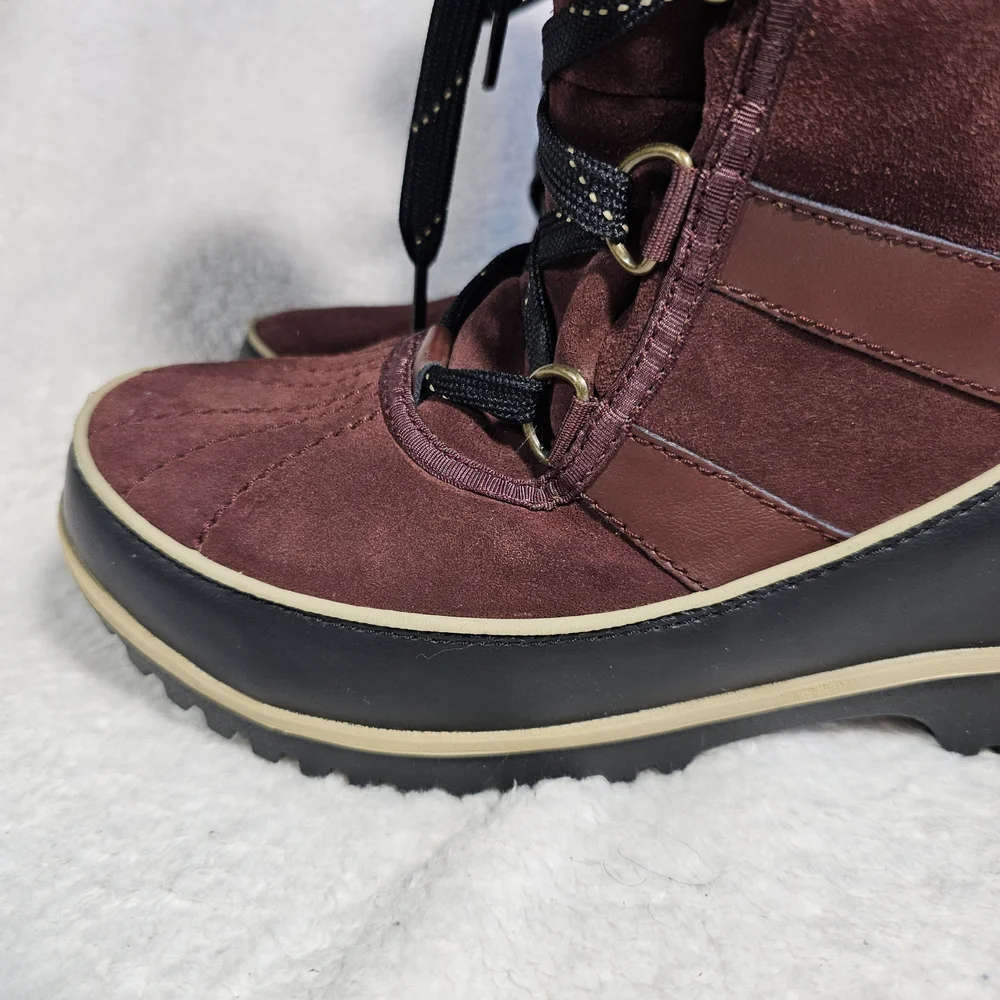Sorel cozy chic